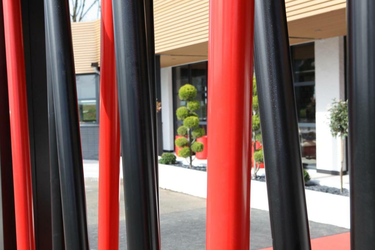 Logis Hotel Relais Saint Jacques - Chateauroux Déols Exterior foto
